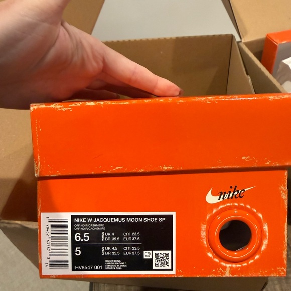 Jacquemus Black and Cream Sneakers - Picture 4 of 4